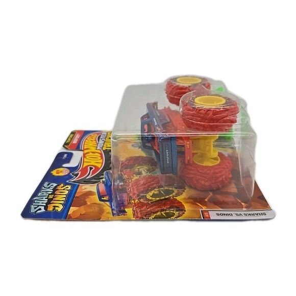 Hot Wheels Monster Trucks Bigfoot Team Dino Sharks vs Dinos 1:64 Red - Picture 5 of 7
